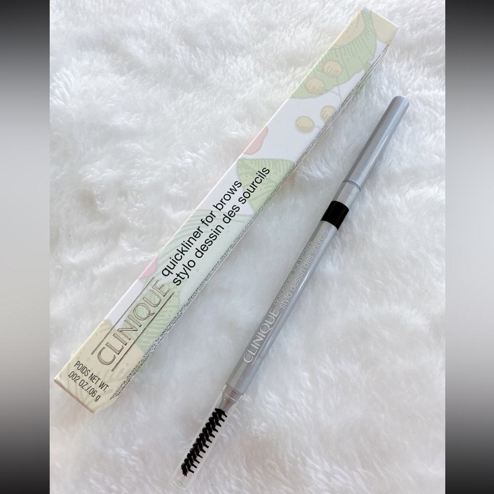 New in Box Clinique  Quickliner for Brows - Ebony #06